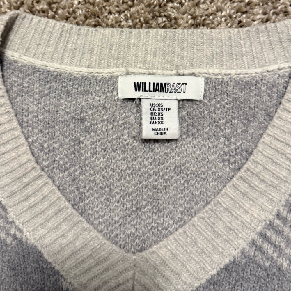 William Rast Sweater - Picture 3 of 3